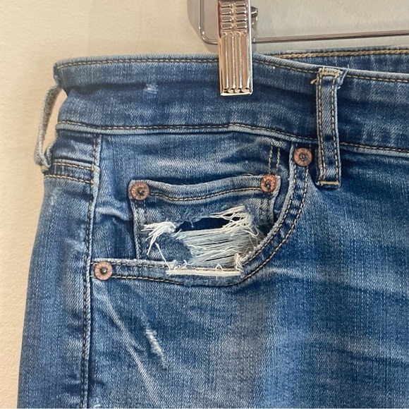 AMERICAN EAGLE Sz 14S Super High Rise Flare Torn Knee Mid-Wash Jeans - Picture 5 of 13